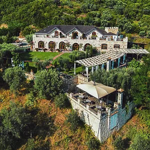 Farma Chateau Fasel, Tirana