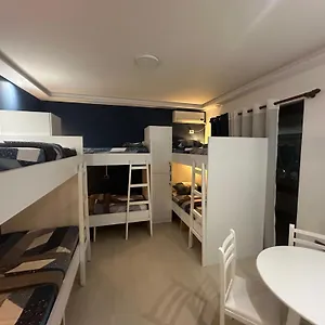 Hostel Blloku Vibes, Tirana